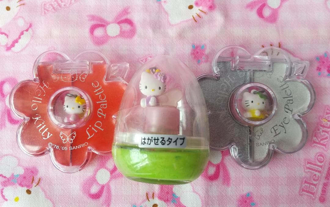 キティ　アイシャドウパレット　リップ＆グロス　ネイルカラー　マスコット　蝶