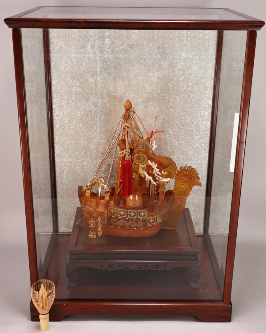 BK194　本鼈甲 「 鳳凰宝船 」 寶船　べっ甲　置物　床飾　珊瑚細工　台付