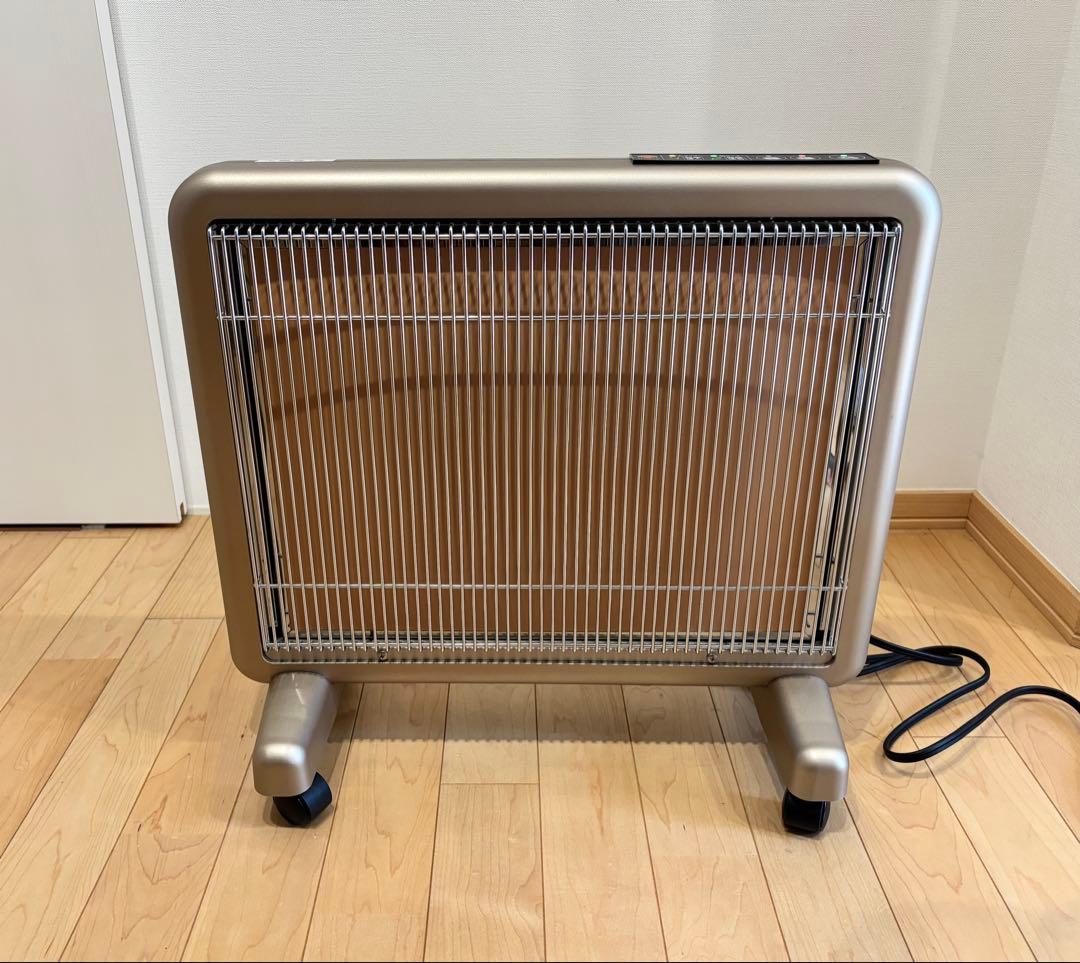 サンルミエ E800L-TM 遠赤外線暖房器 ゴールド