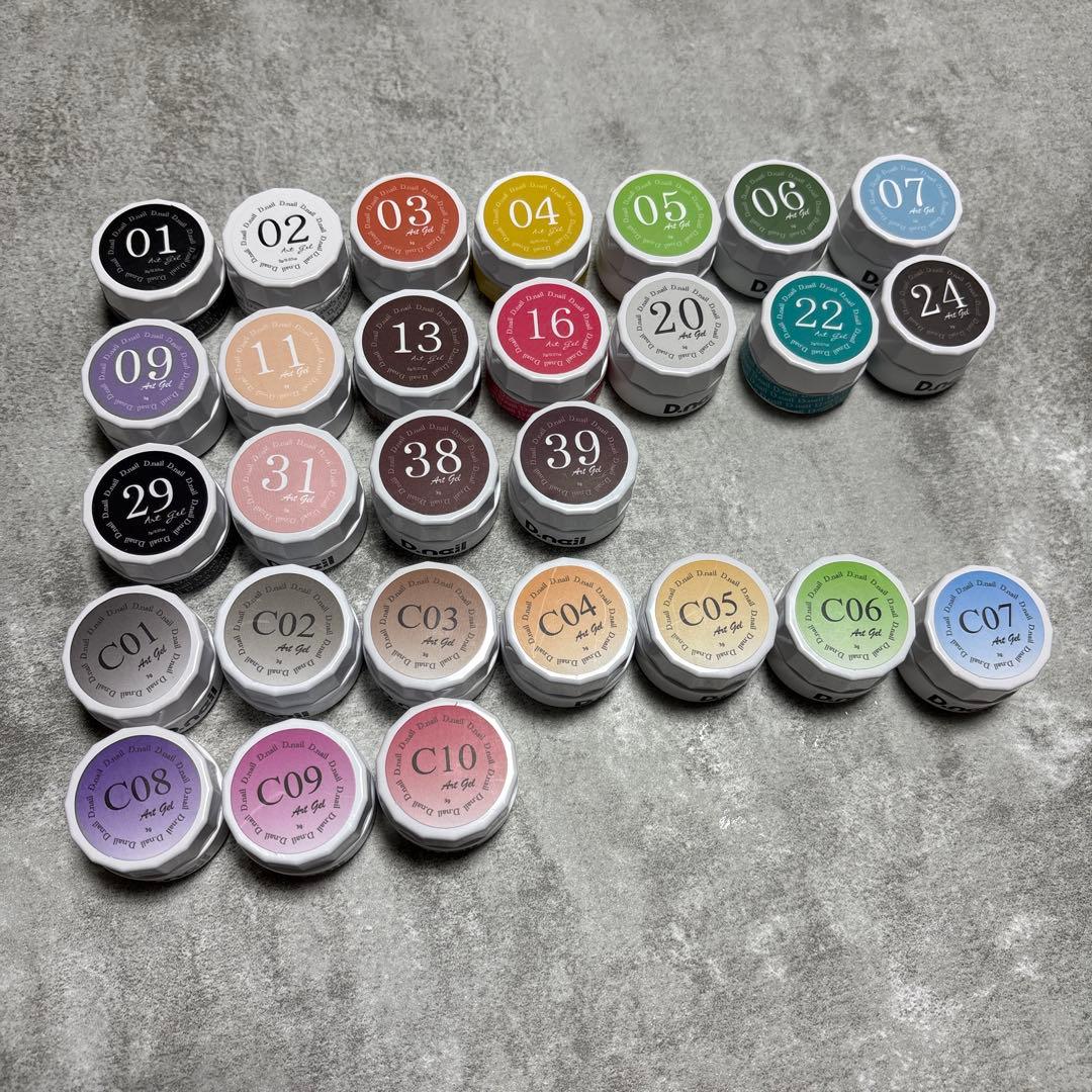 期間限定お値下げ中！極ジェル 28色　D.nail 新品未開封