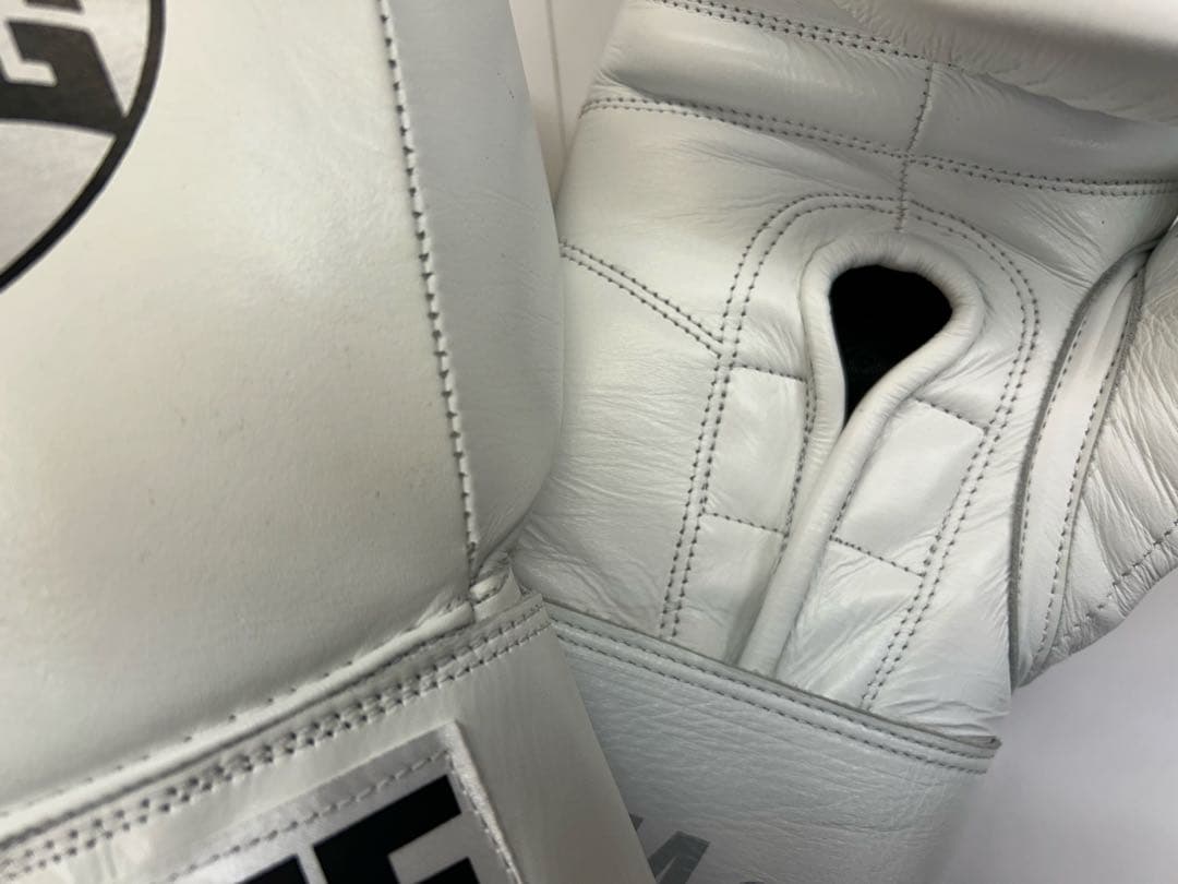 プライズリング　ボクシンググローブ　本革製 14oz