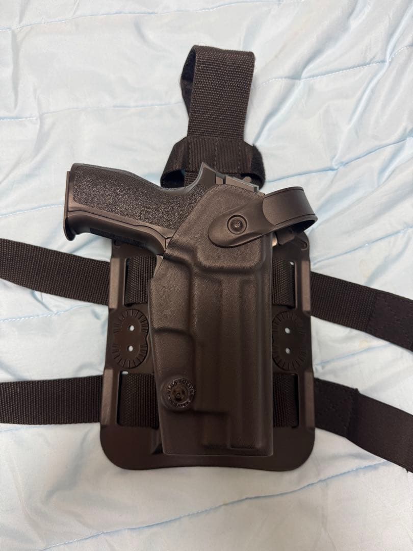 ブラックホルスター 、東京マルイp226