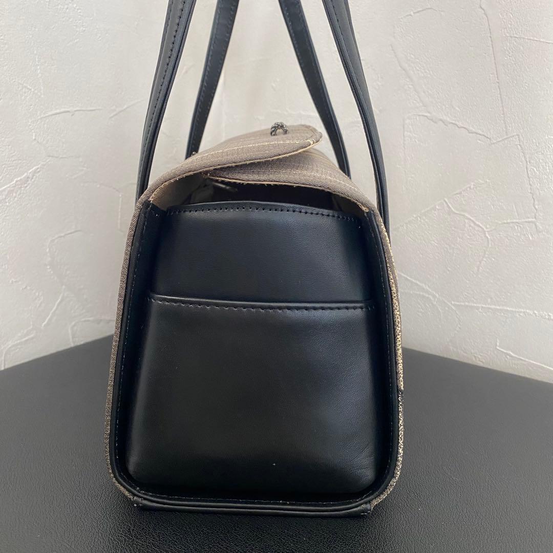 新品タグ付　利休バッグ　正絹 京都 西陣 灰茶色 モダン柄 本金糸 上質