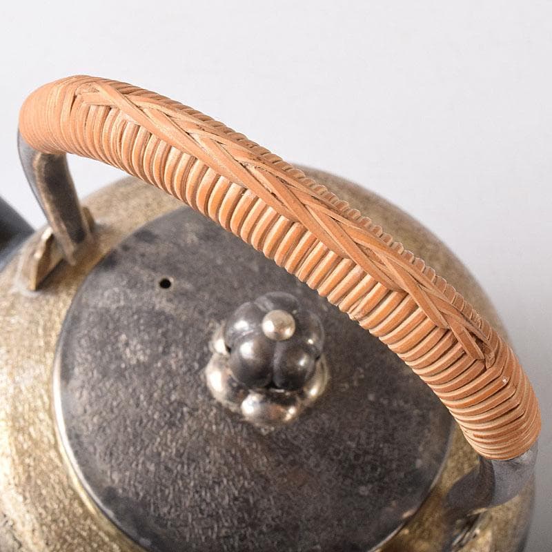 オオヤマレンゲ　煎茶道具　白銅いぶし銀　槌目　銀瓶　湯沸　V　R8196