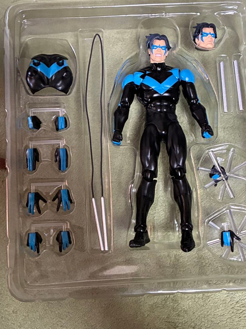 MAFEX No.175ナイトウイング (Batman: Hush Ver.)