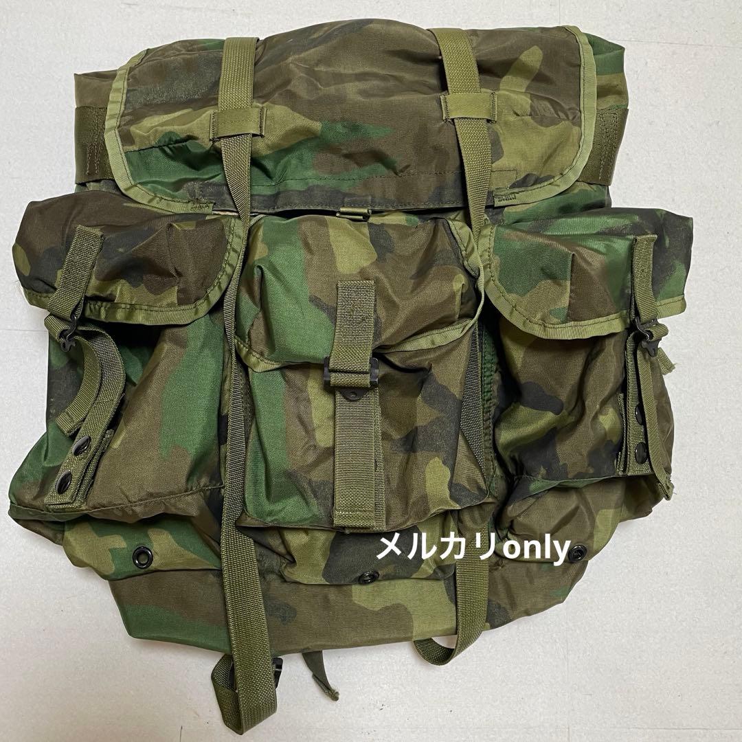 アメリカ軍/米軍放出品？ アリスパック ミリタリーバックパック ウッドランド迷彩