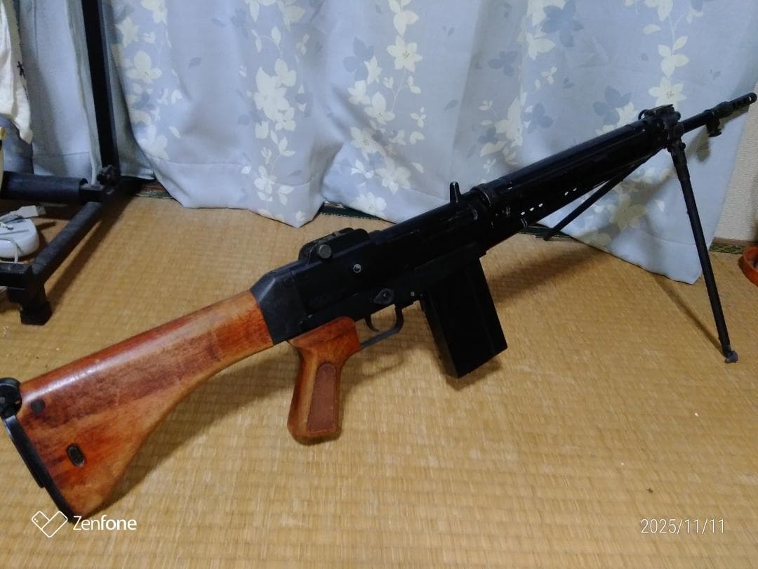 64式　エアソフトライフル バイポッド付き