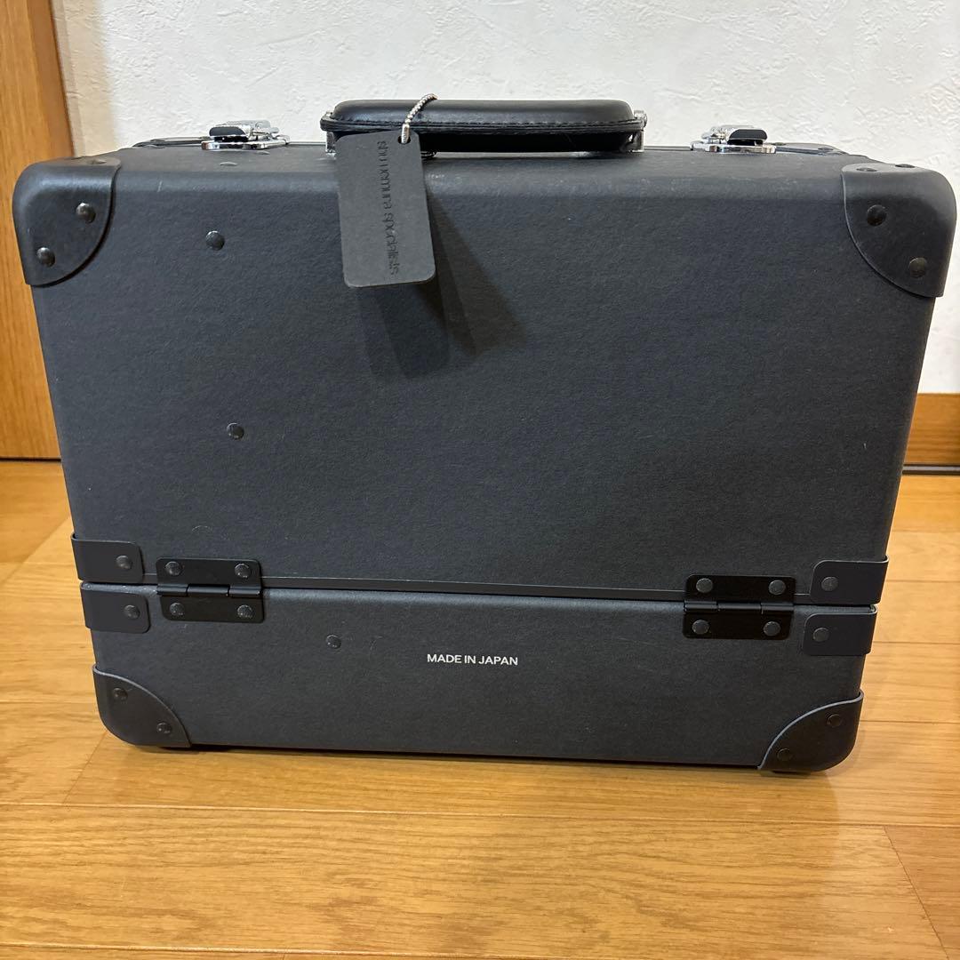 shu uemura シュウウエムラ　オリジナル　メイクアップ　ボックス