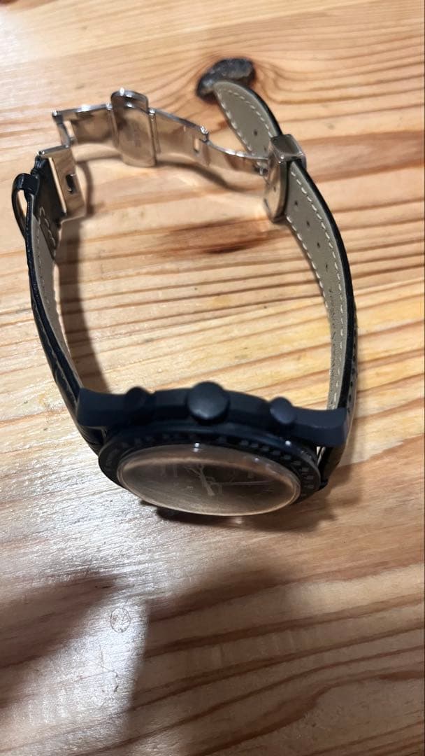 OMEGA × SWATCH Snoopy MOONSWATCH