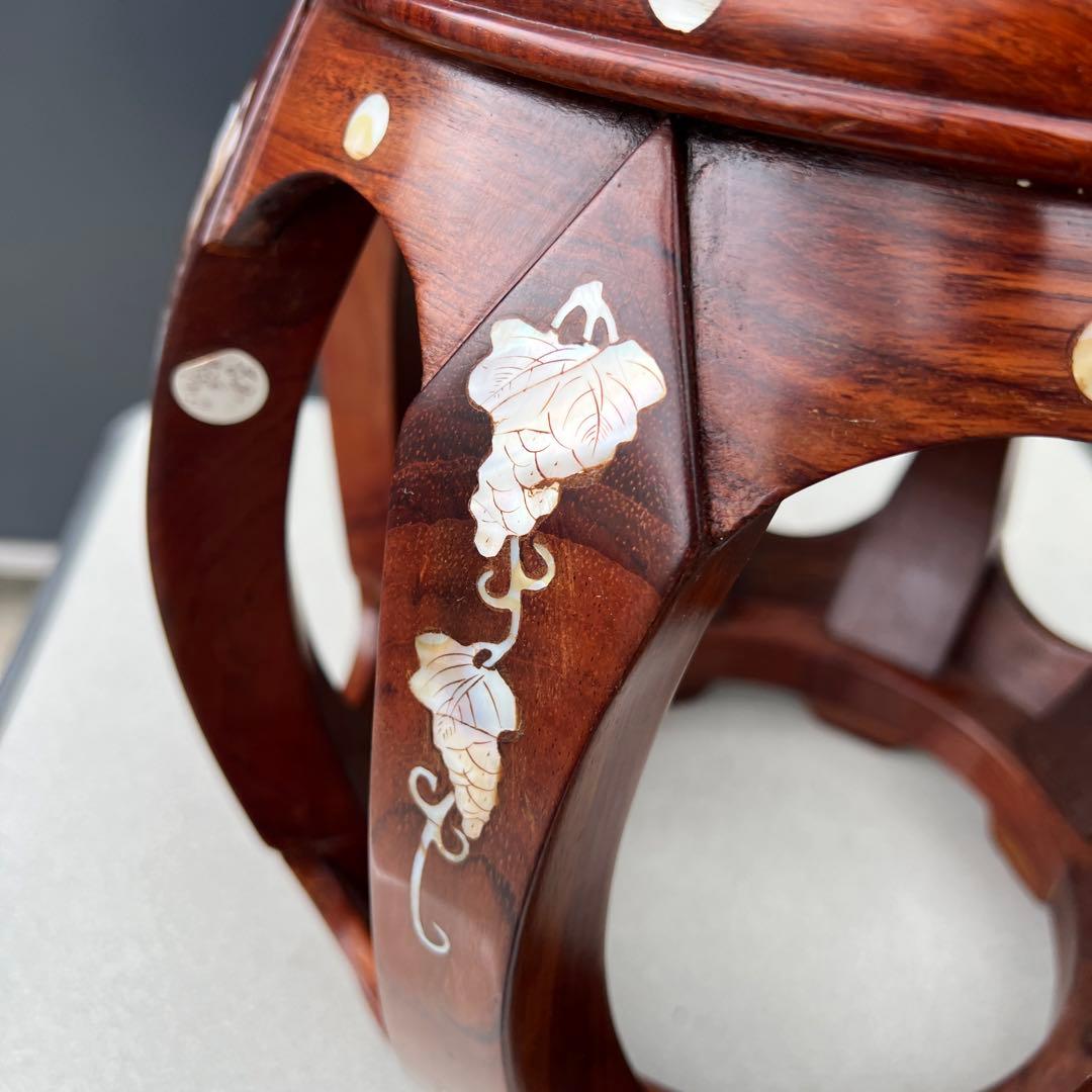 木製 貝細工装飾 丸型座卓　花瓶台　みっちゃん