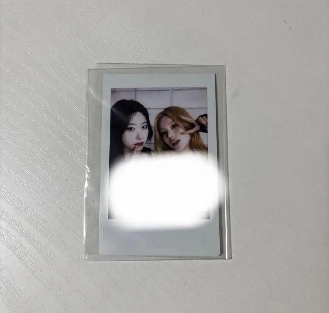 itzy Born to be イェジ　チェリョン　サイン入りチェキ