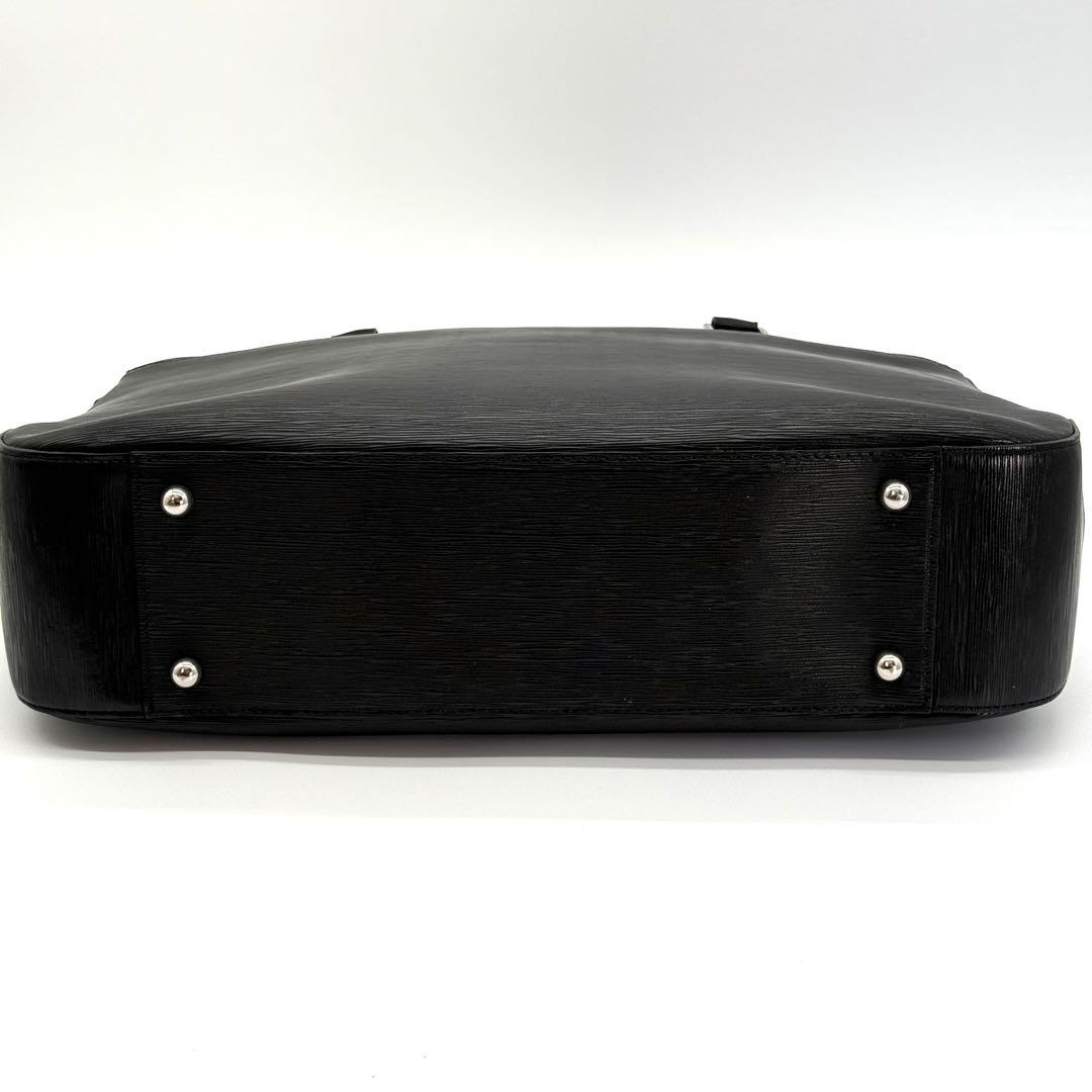 ペッレモルビダ キャピターノ ビジネスバッグ ブラック 黒 レザー ハンドバッグ