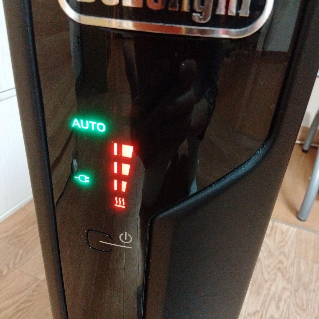 DeLonghi 電気ヒーター オート機能付き スタンド式