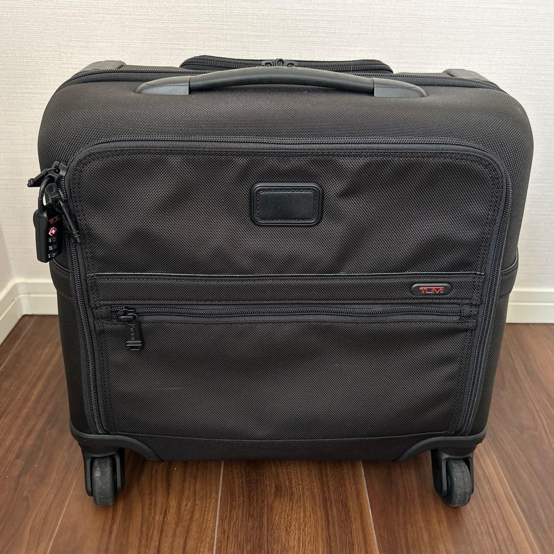 【中古】TUMI アルファ型横型キャリー
