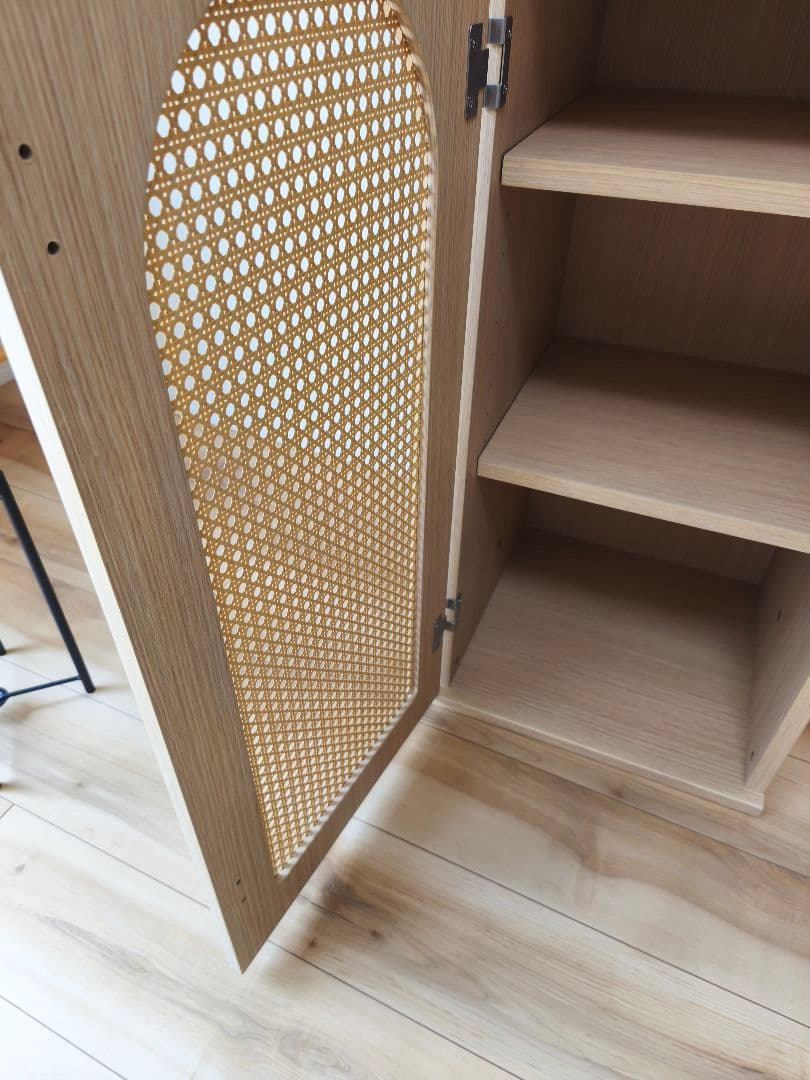 ベルメゾン 木製キャビネット ラタン調扉