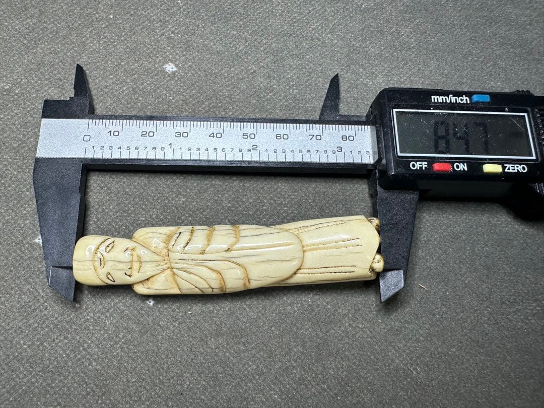 根付　天然素材　アンティーク　和彫　置物　骨董　飾り物　古美術品　 置物