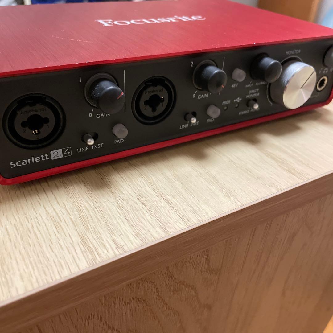 DTM・DAW Focusrite Scarlett 2i4