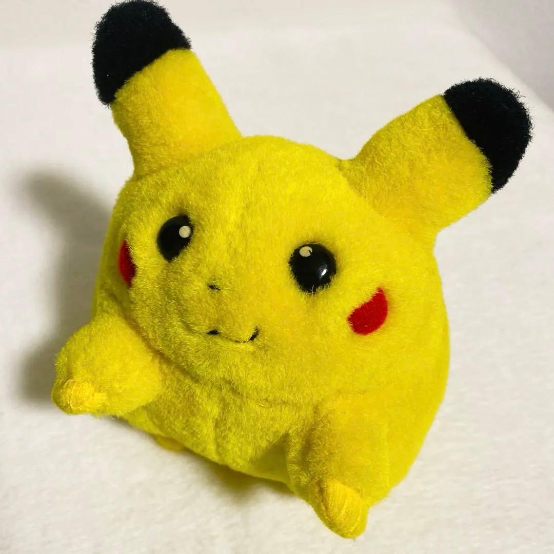 貴重　初期NINTENDO ニンテンドータグ　ピカチュウ　ぬいぐるみ
