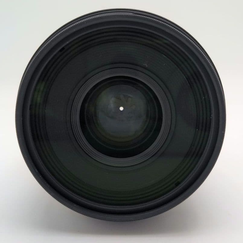 月　NIKKOR 60mm f/2.8G ED