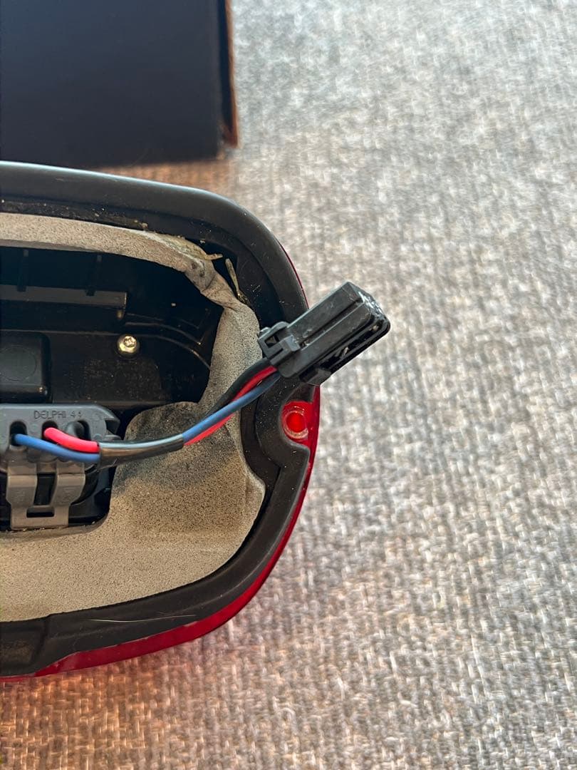 ハーレー純正 テールライトキット 赤/ナンバー灯白LED付き