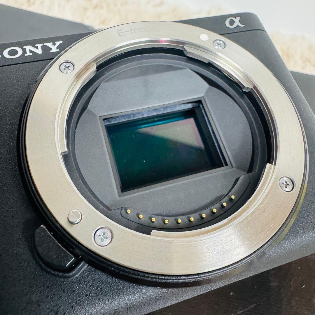 展示品 SONY α6700 高倍率ズームレンズキット ILCE-6700M