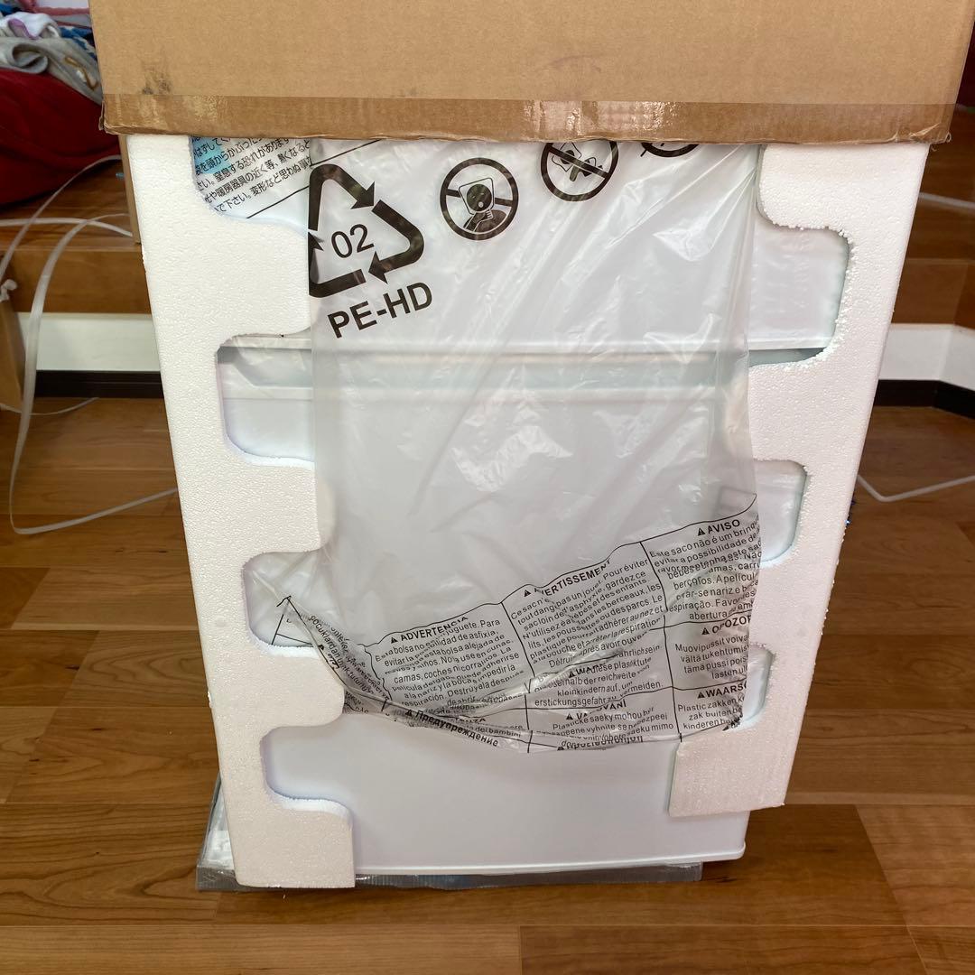 最終値下げ冷凍冷蔵庫 KRSD-9B 90L