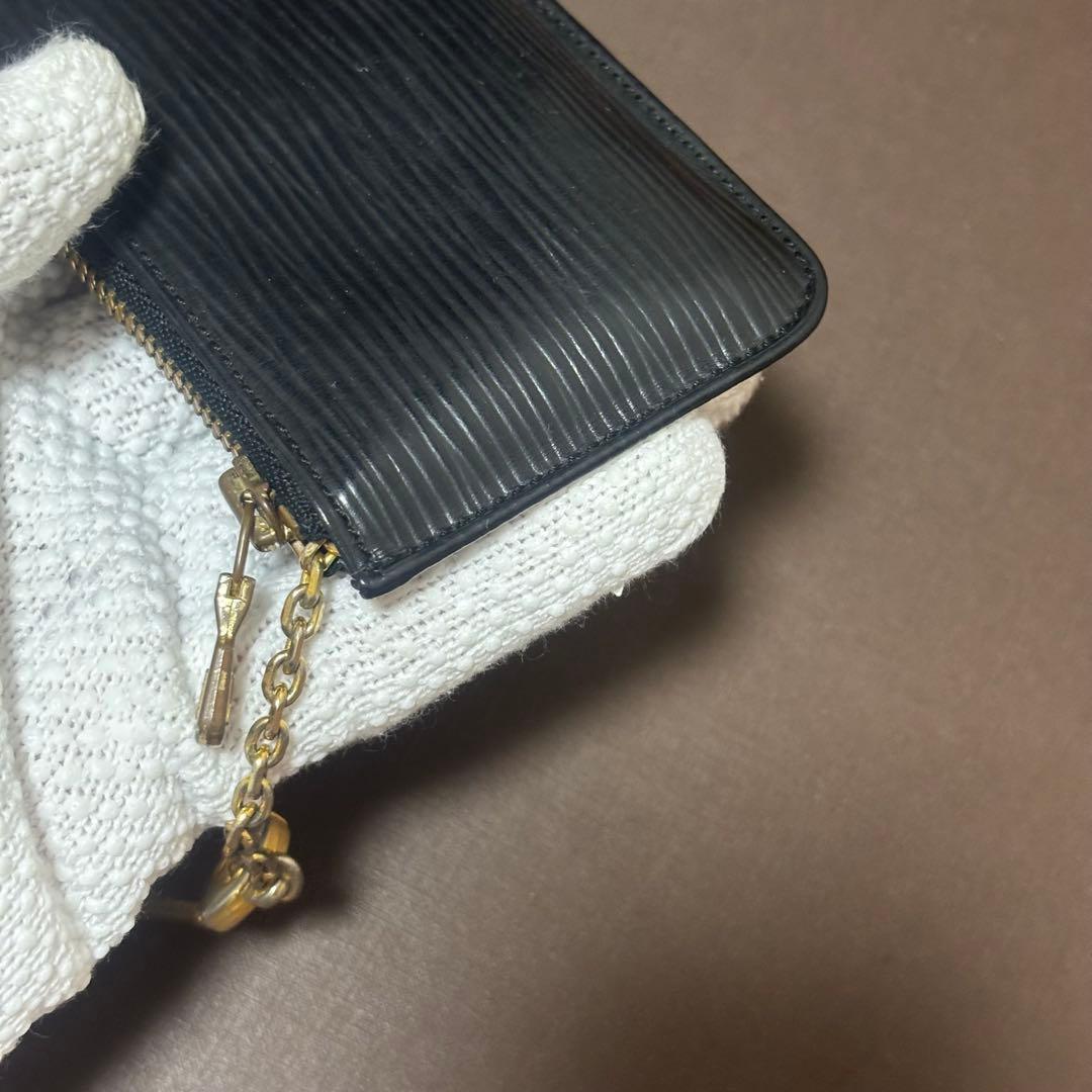 ルイヴィトン エピ ポシェットクレ ブラック キーケース ケース