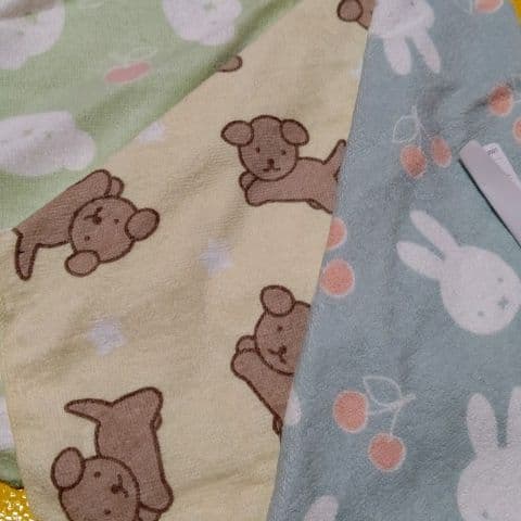 ミッフィー　タオル　ループ付き