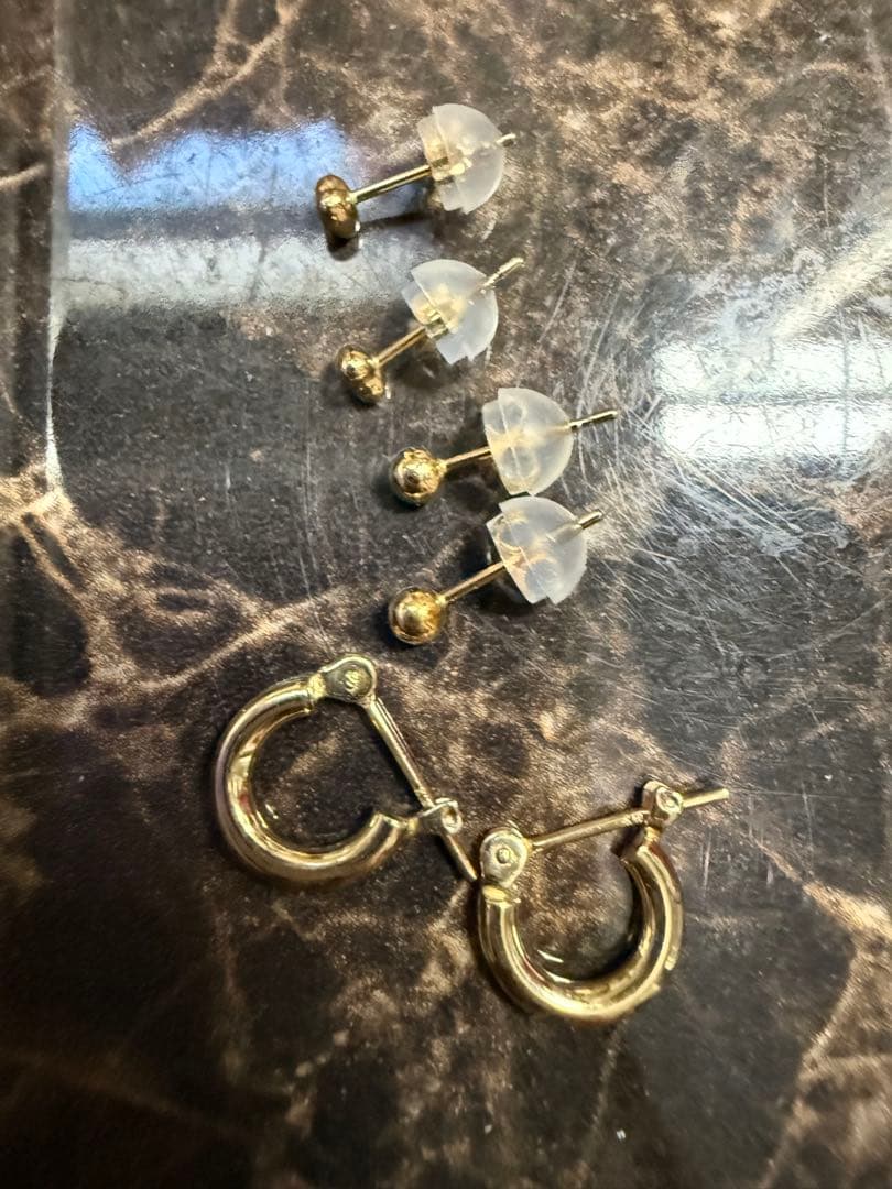 18金 ループとスタッドのイヤリングセット