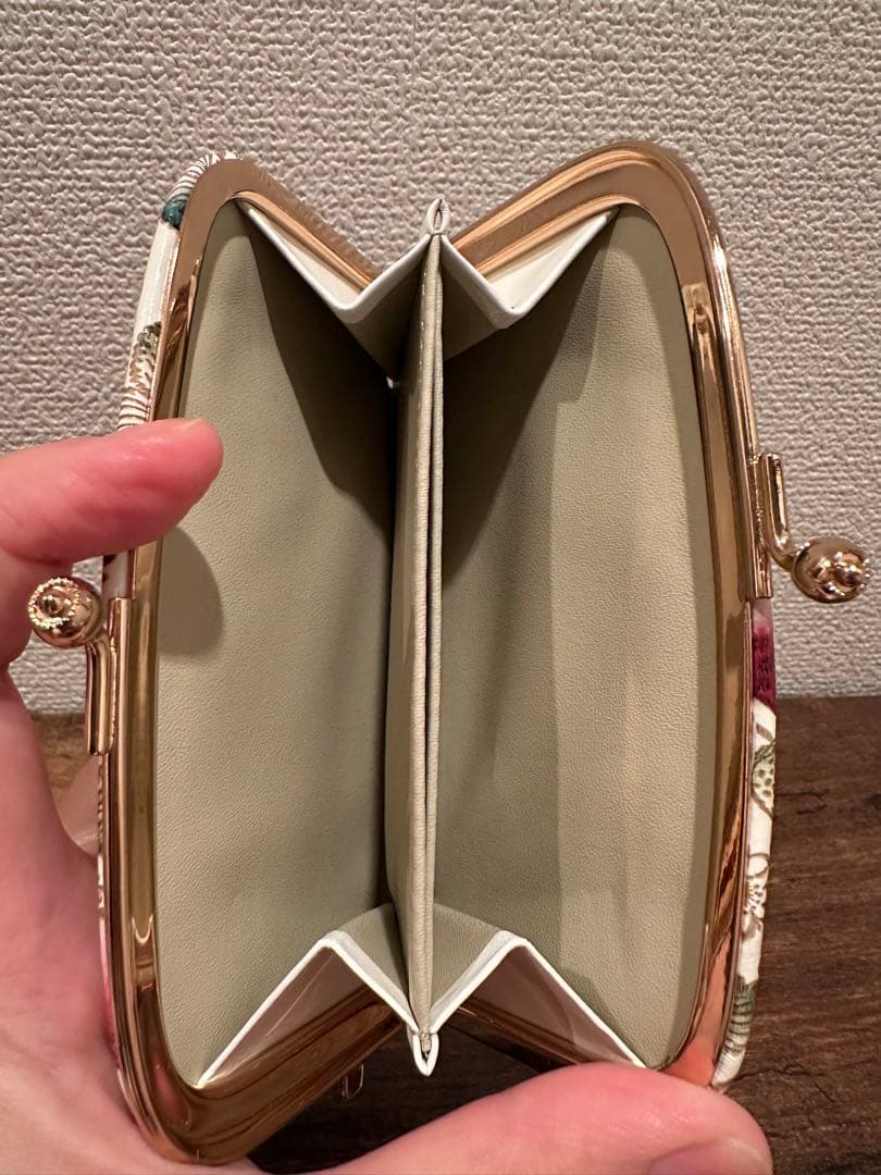 文庫屋大関　天溝がま口 いちご　新品未使用