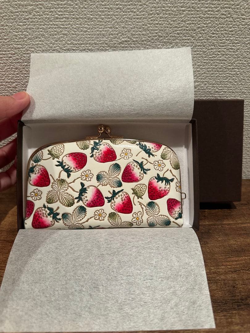 文庫屋大関　天溝がま口 いちご　新品未使用