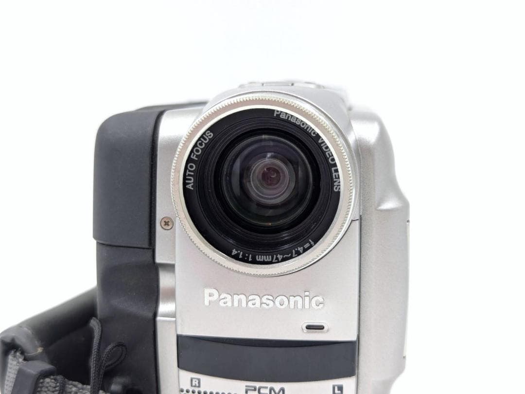 miniDVのダビングに！ Panasonic ビデオカメラ NV-DS5 01