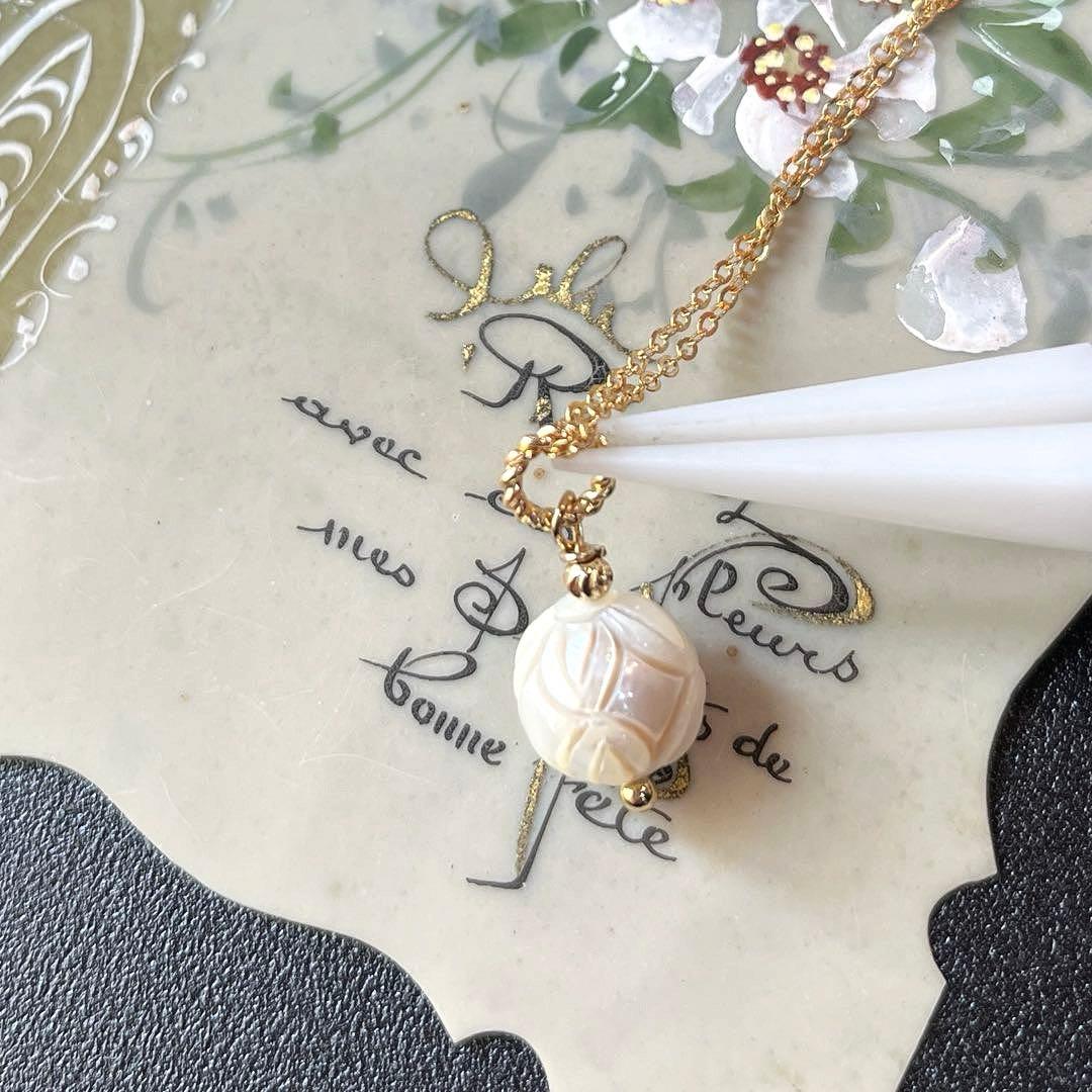 ＊＊COCO＊＊様✴︎白蝶真珠カービングネックレスTOP&デンドリックアゲート