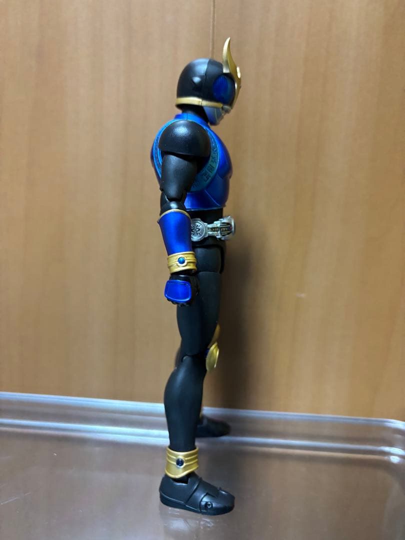 真骨彫製法　仮面ライダークウガ　ドラゴンフォーム