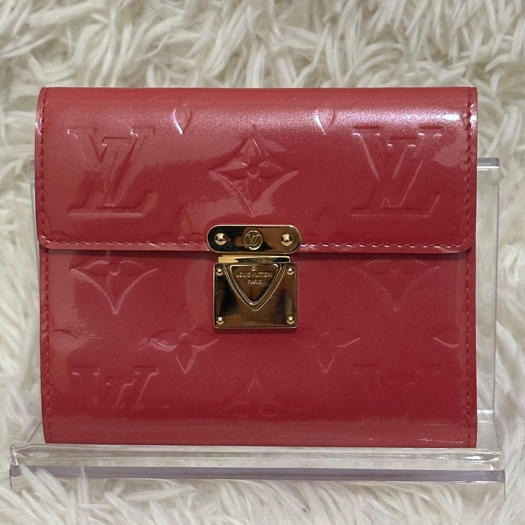 ルイヴィトン ポルトフォイユ コアラ ヴェルニ モノグラム 三つ折り コンパクト