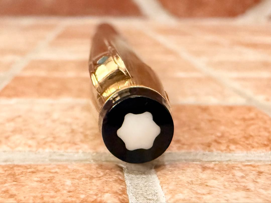 K*i様 美品☆モンブラン ピックス・オー・マット 4色ボールペン No,104