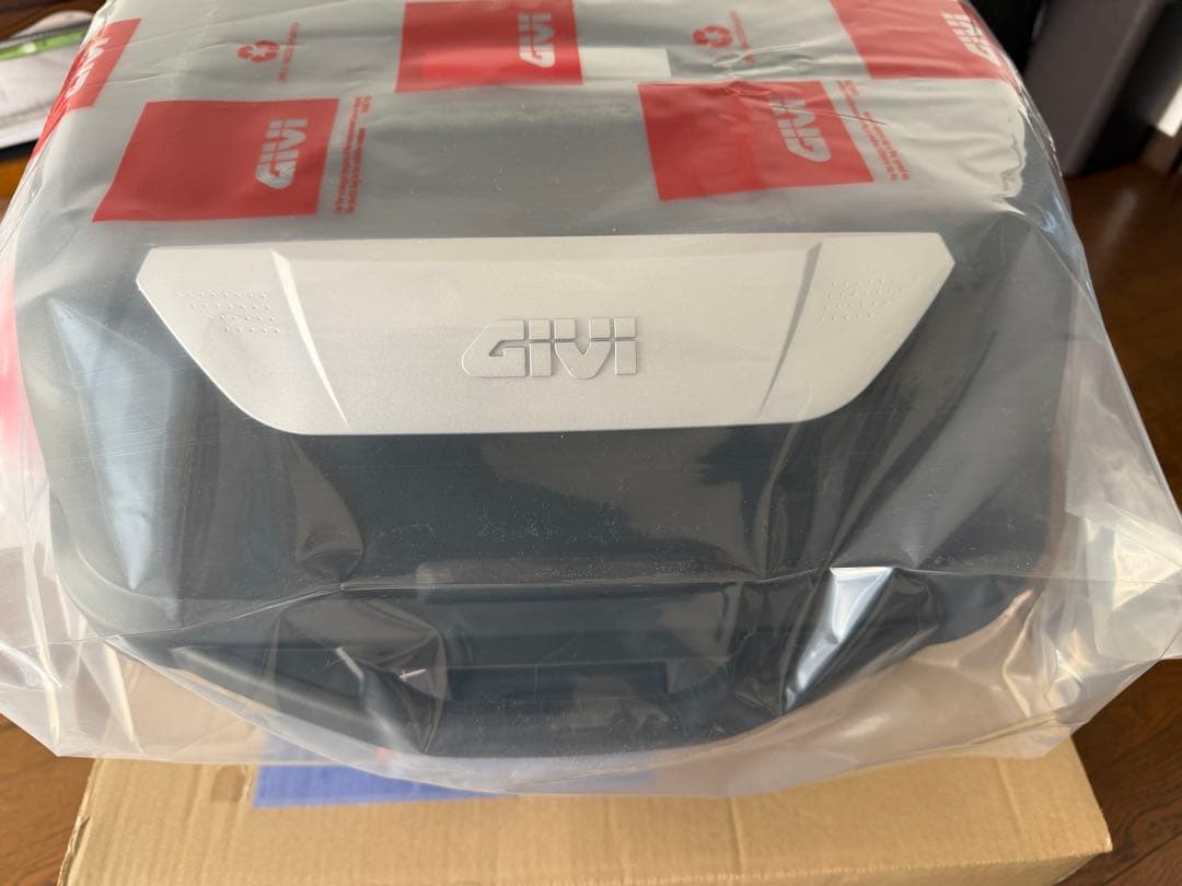 GIVIバイク リアボックス モノロック 43L E43NTL 95339
