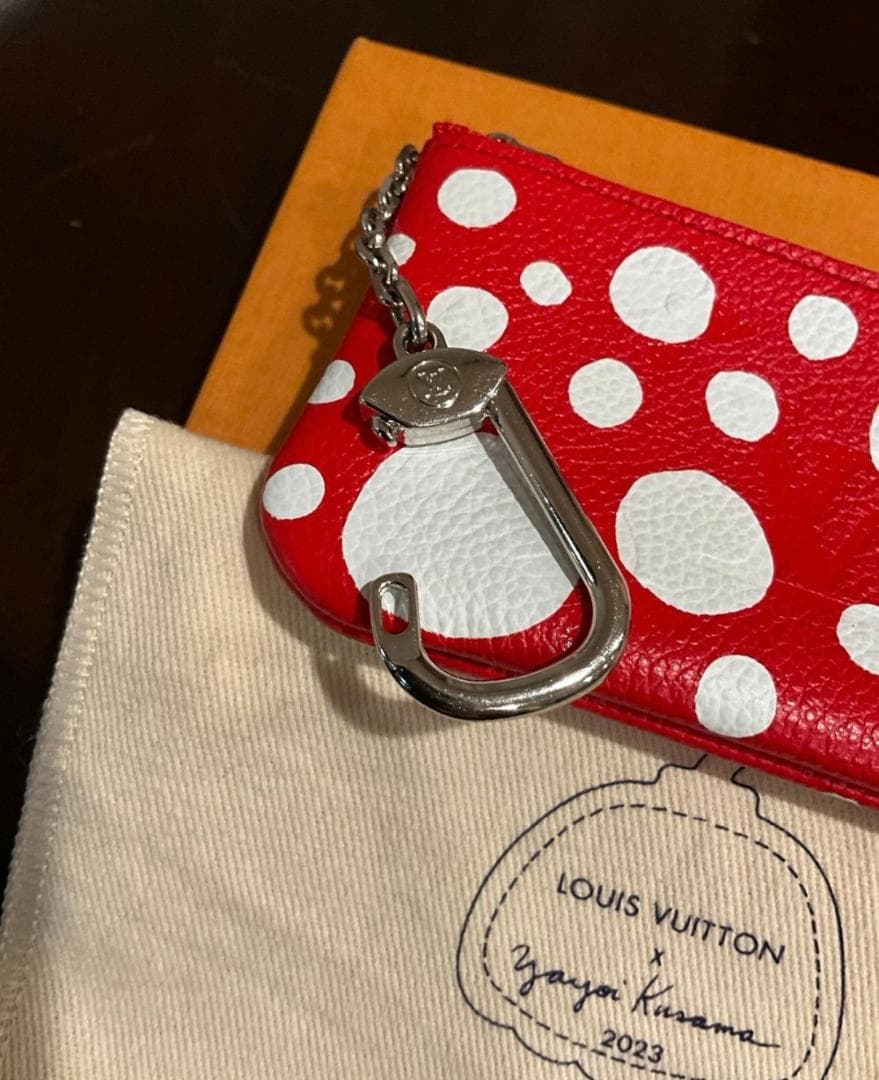 LOUIS VUITTON 草間彌生 ドット ケース