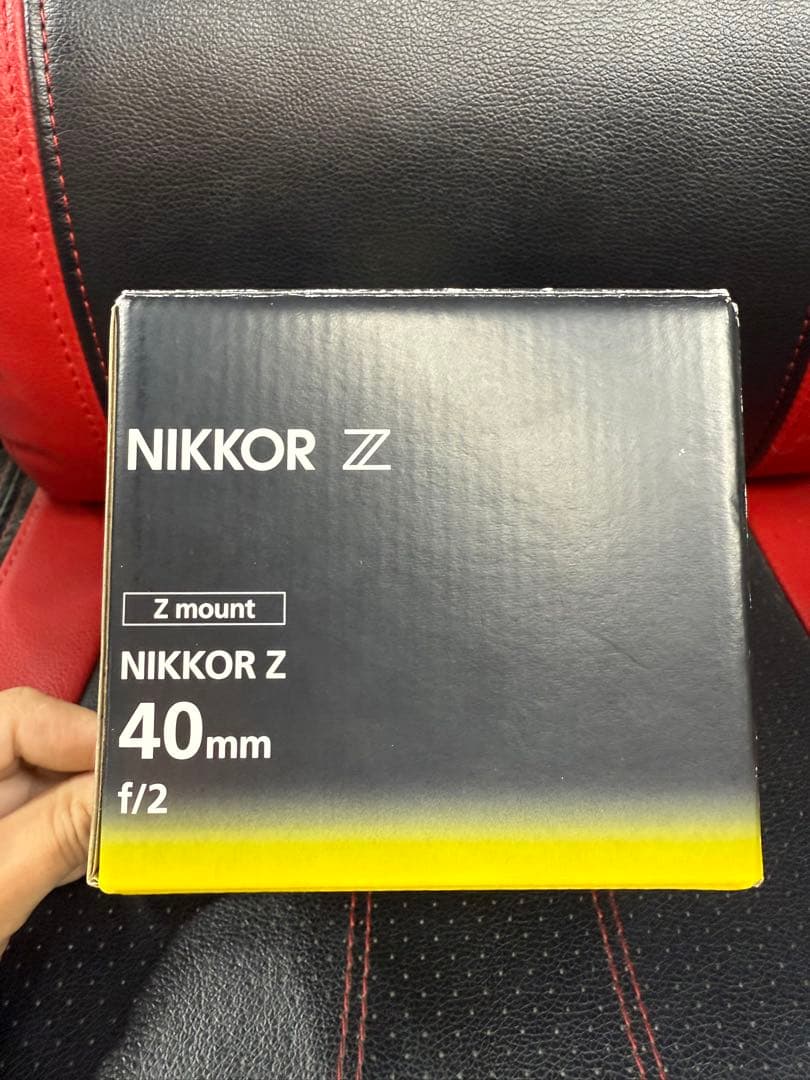 未使用　Nikon 単焦点レンズ NIKKOR Z 40mm f/2 Zマウント