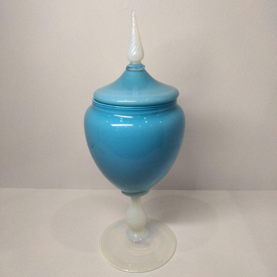 P265　大正ガラス蓋物 白乳ブルー蓋壺 高さ33㎝ 直径13㎝