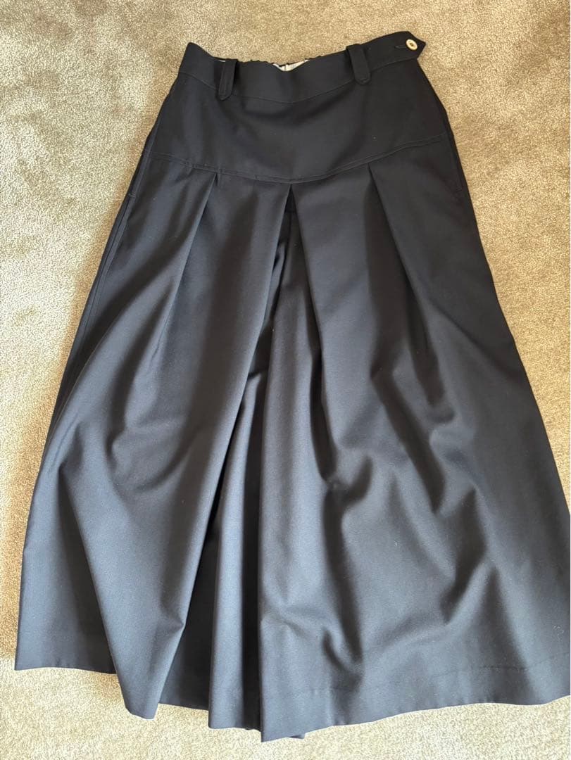 【45R】梳毛ウールのロングキュロットスカート