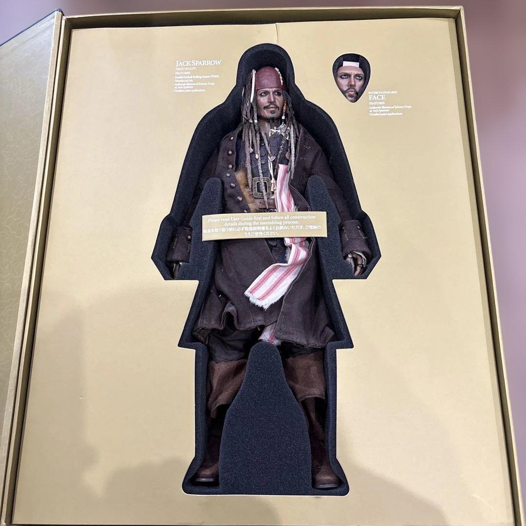 ホットトイズ　パイレーツ・オブ・カリビアン　ジャック・スパロウ