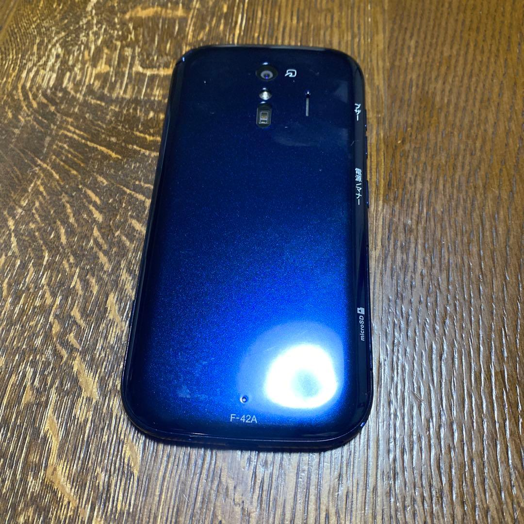 らくらくスマートフォン F-42A ドコモ