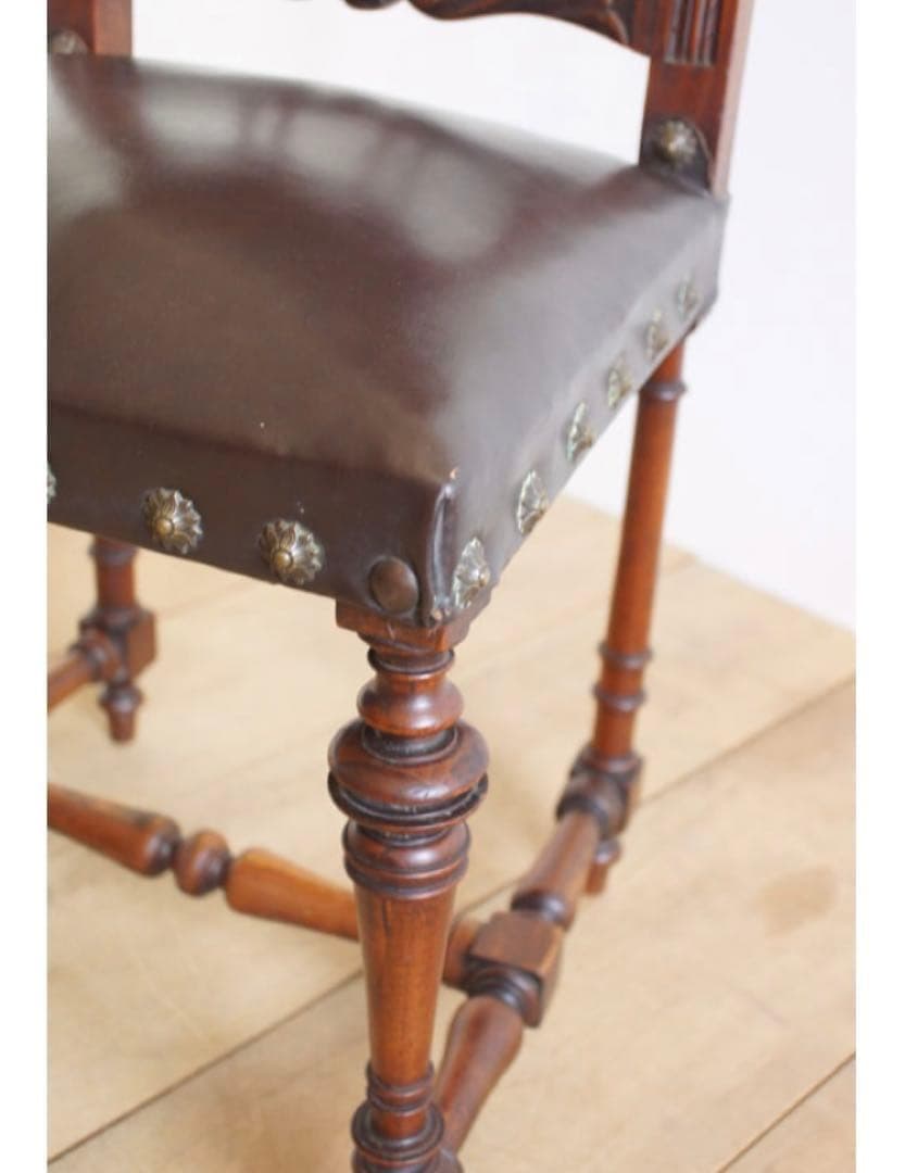 ポルトガルレザーチェア.c1 ディスプレイ用　リペア