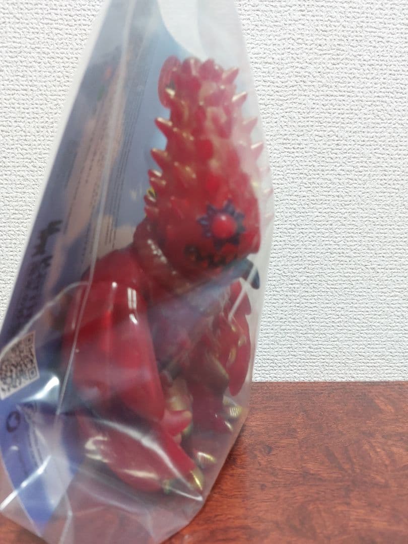 南米の妖怪 セリート・トゲンドル ソフビ クリアレッド