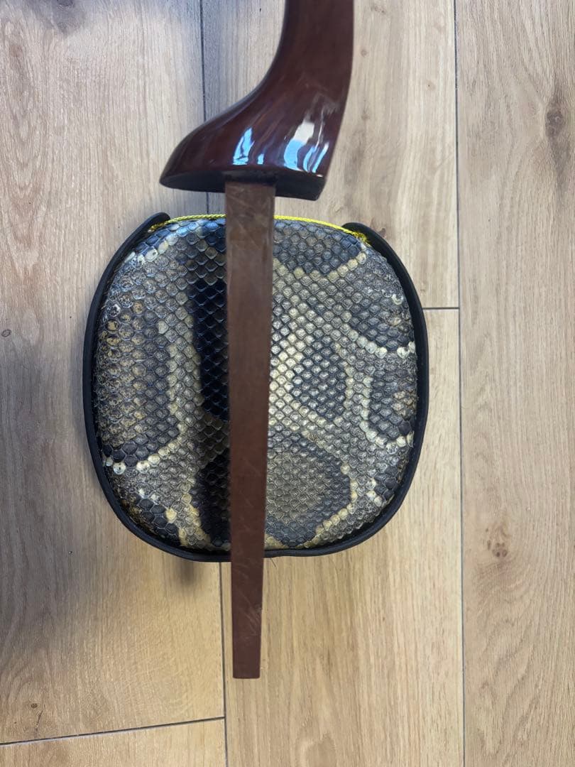 沖縄三線　奥間の知念大工型　八重山黒ユシ