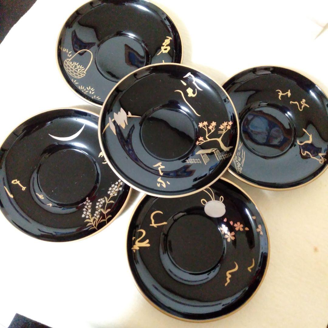 輪島塗　金彩絵換わり茶托五客