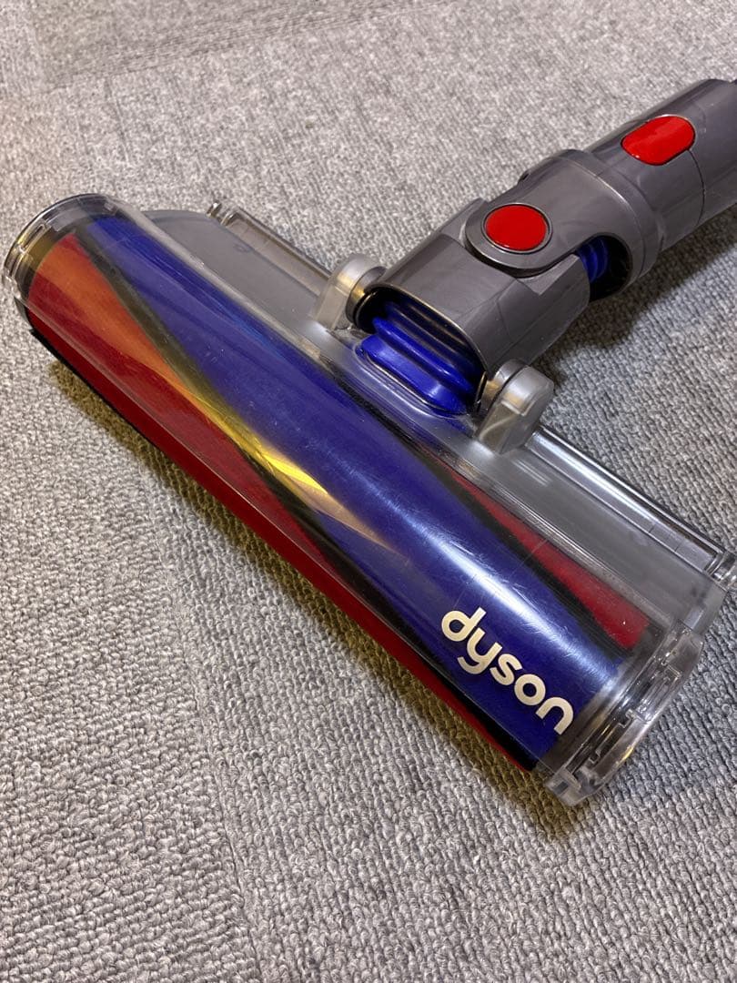 ダイソンv7 SV11コードレスクリーナー