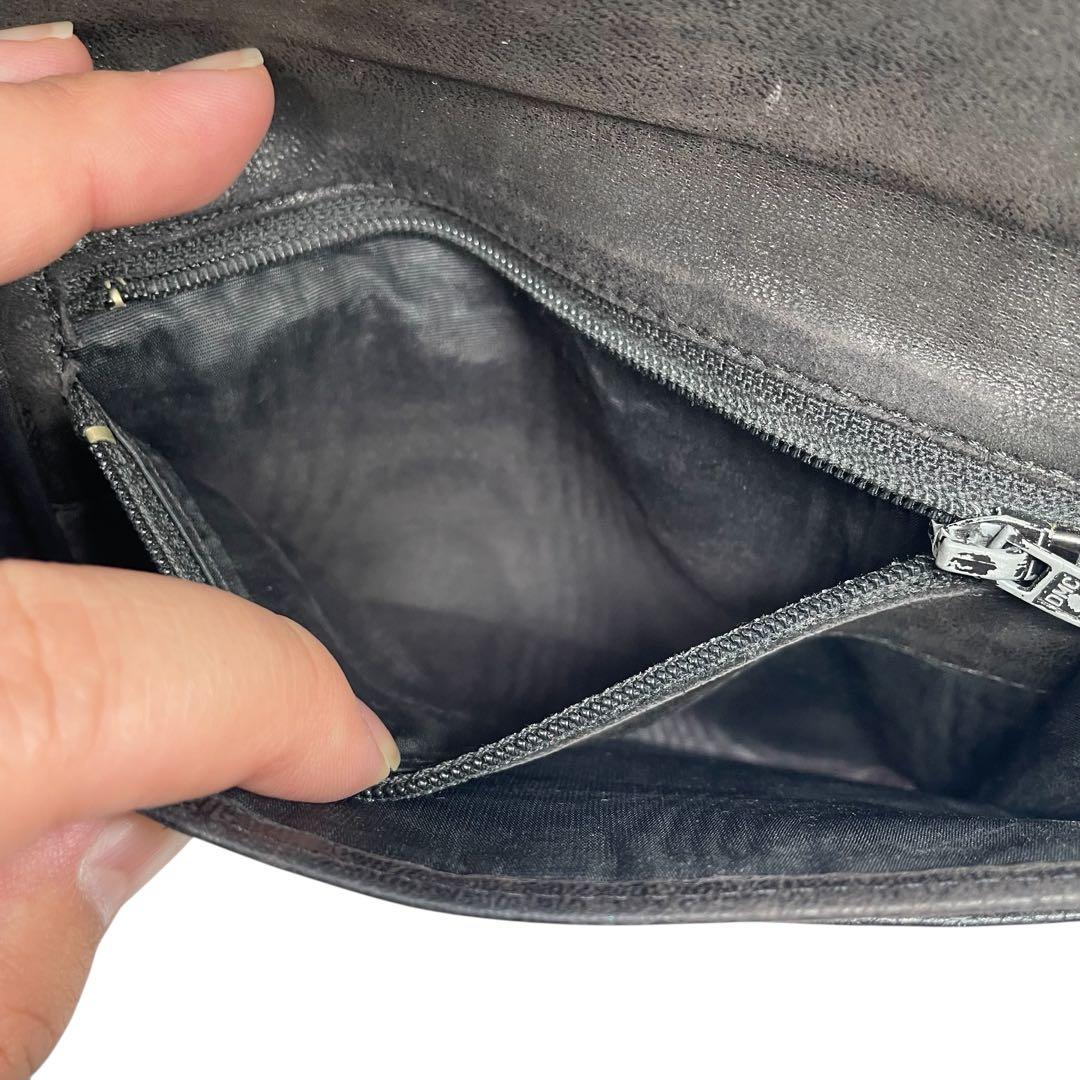 CHANEL シャネル　キャビアスキン　ココマーク　折り財布