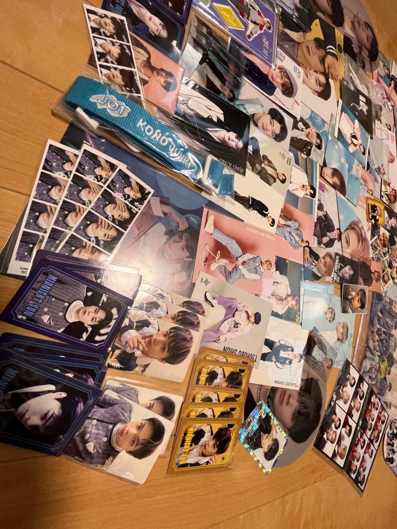 JO1グッズまとめうり